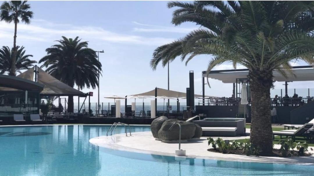 Beachfront Паталавака Екстериор снимка