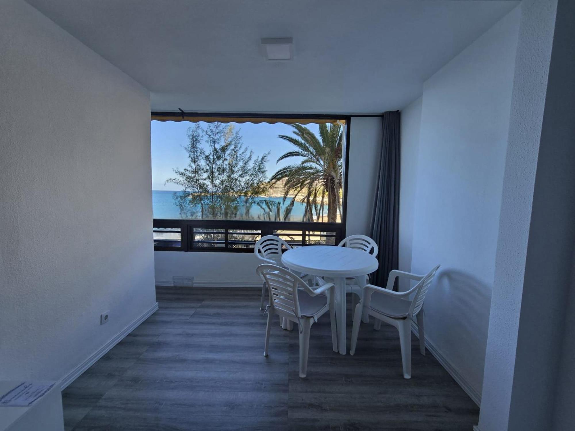 Beachfront Паталавака Екстериор снимка